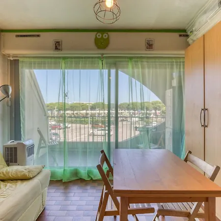 Apartment Bord De *